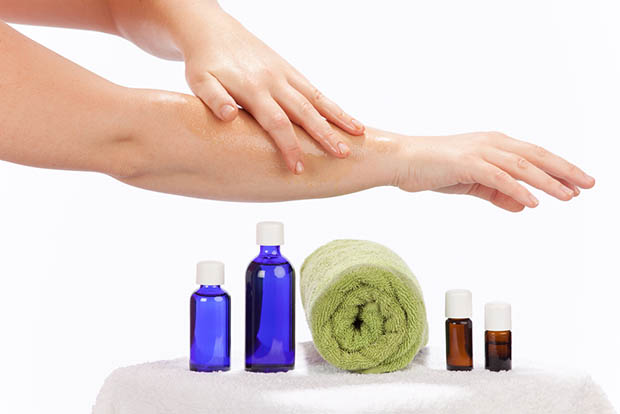 peau-huile-essentielle-vegetale